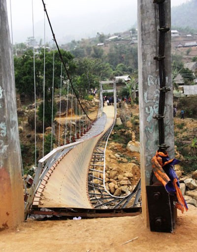 Scene of the collapsed bridge in Lai Chau Province (Photo: SGGP)